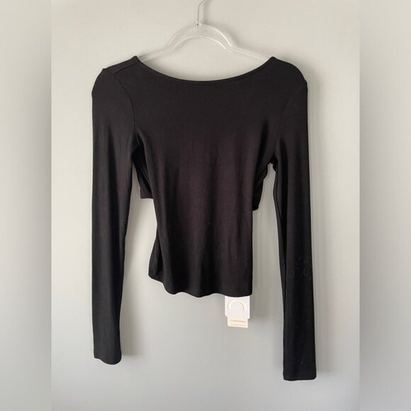Black backless long sleeve shirt - Picture 3 of 4